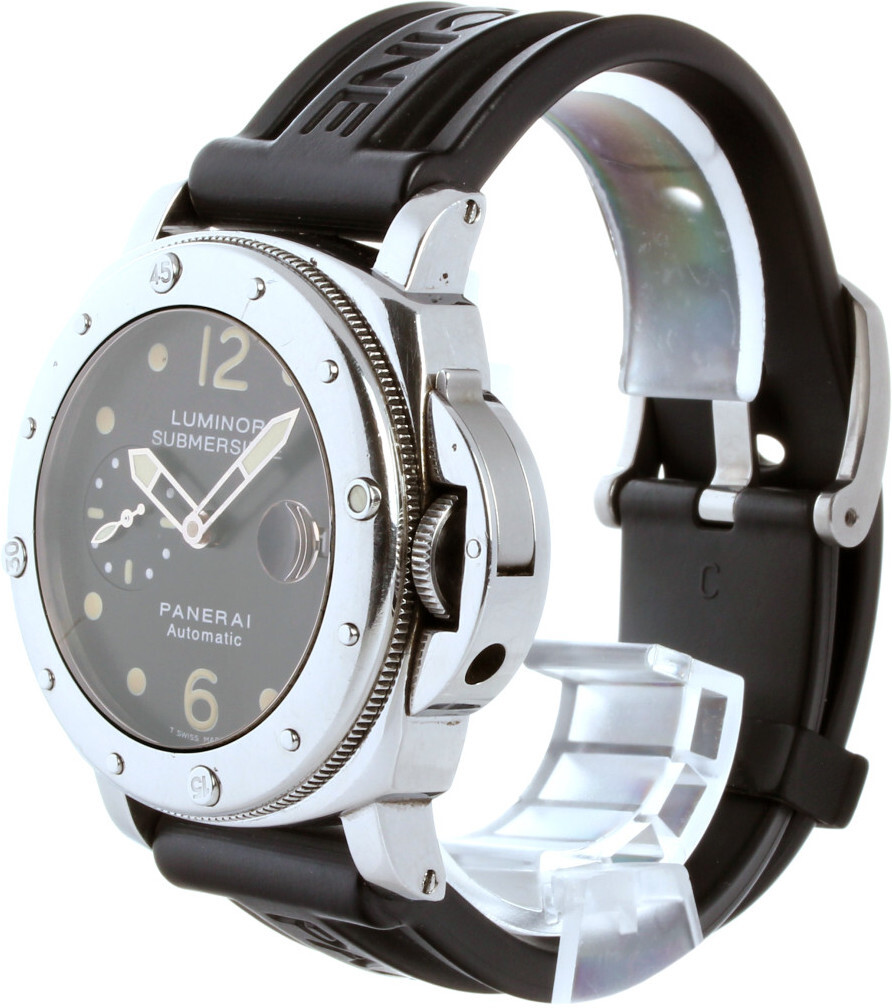 PAM00024 Panerai Submersible Black/Rubber Ø44 mm USED € 3.900